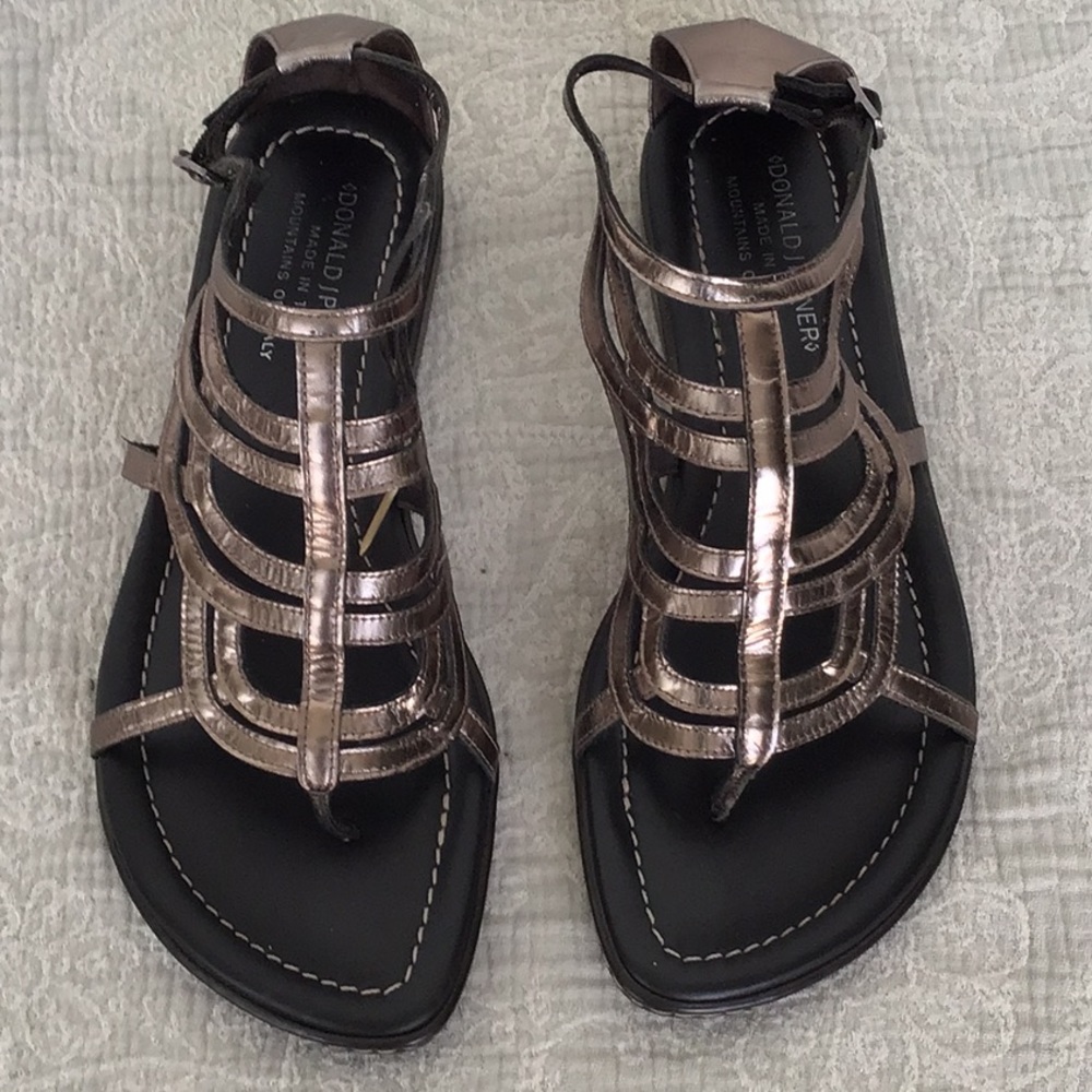 Donald J Pliner sandals